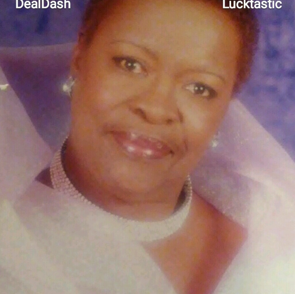 Meet your Posher, Earnestine